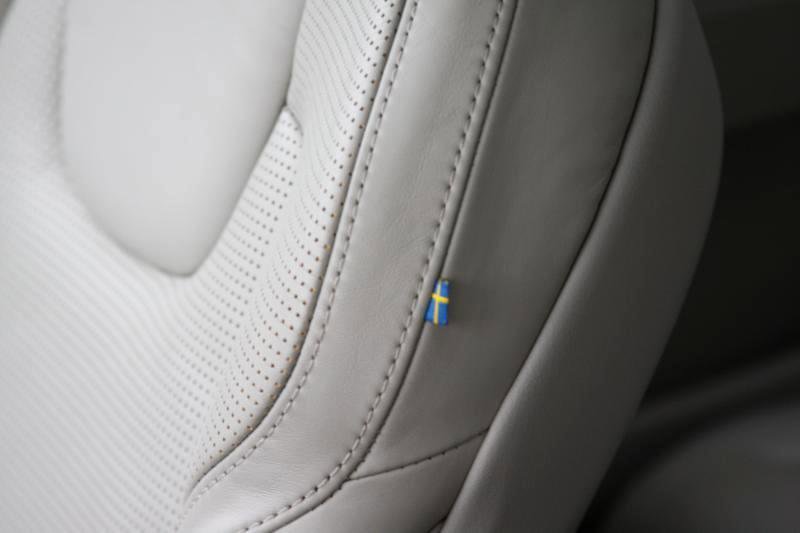 Used 2017 Volvo S90 T6 Inscription w/ Vision Package image 34