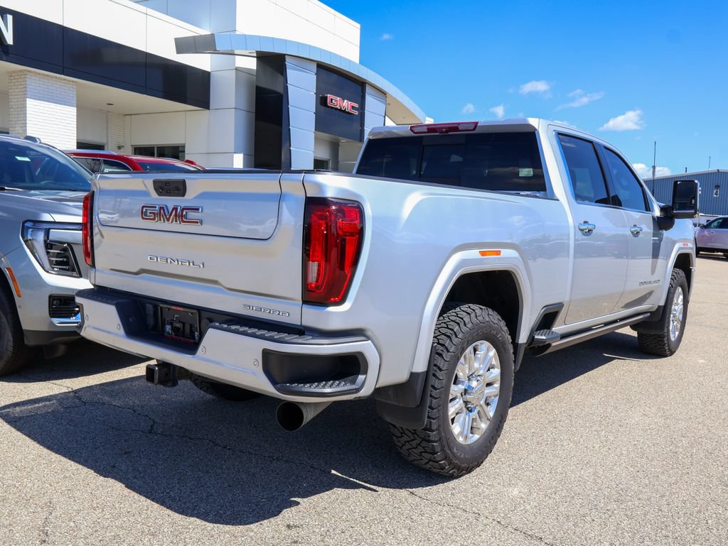Used 2023 GMC Sierra 2500 Denali w/ Denali Ultimate Package AWD/4WD image 3