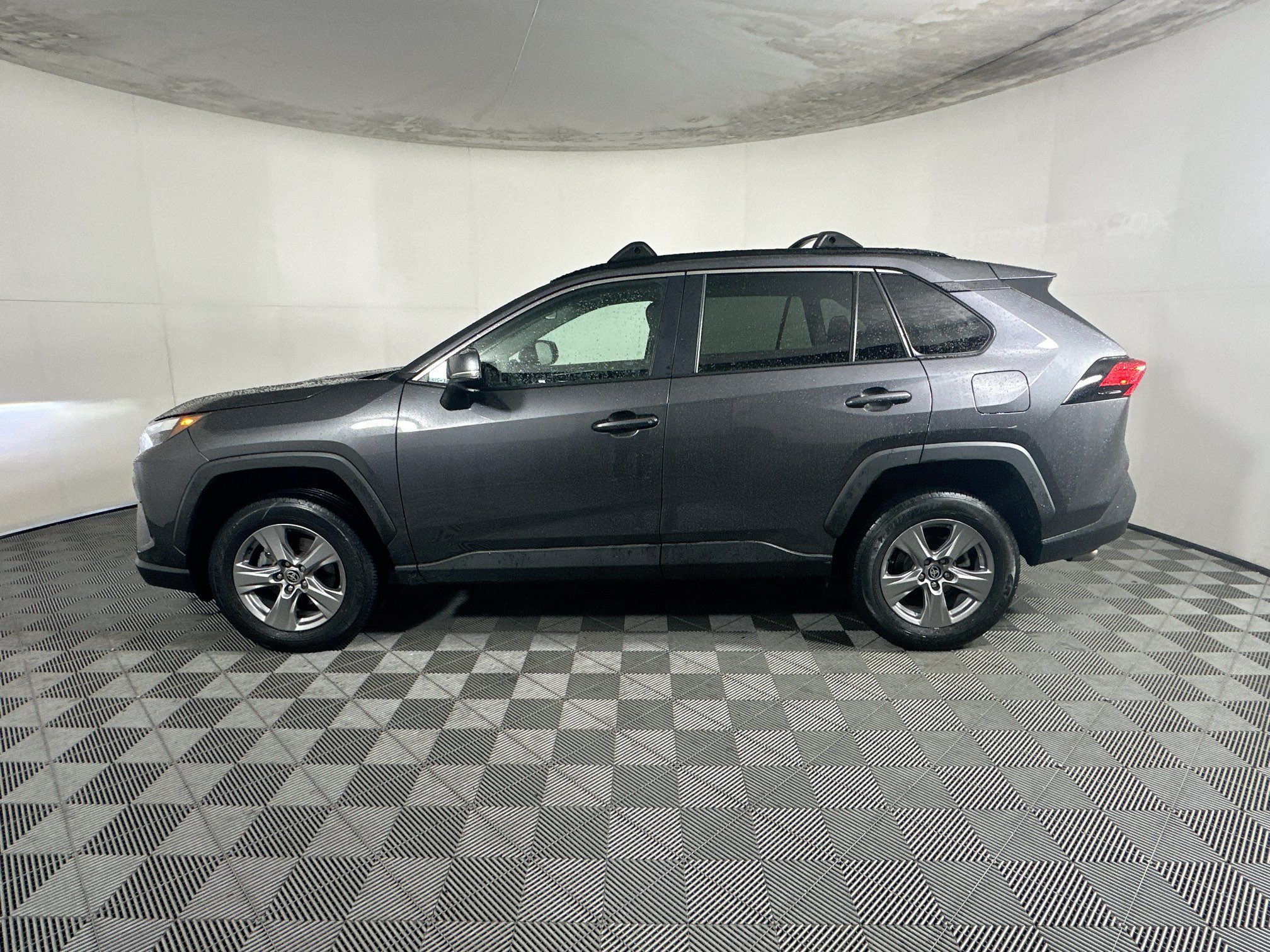 Certified 2023 Toyota RAV4 XLE w/ Convenience Package FWD image 6