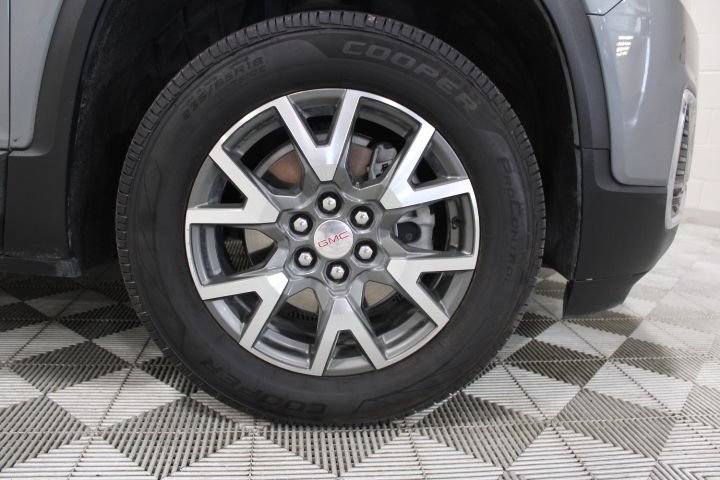 Used 2022 GMC Acadia SLE AWD/4WD image 46