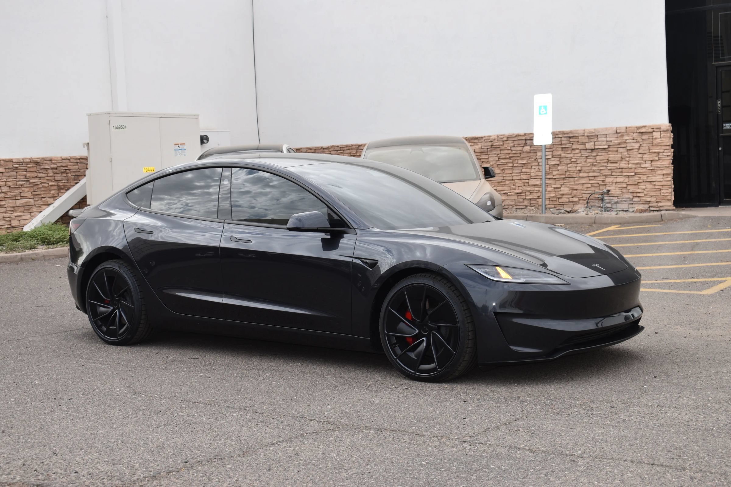Used 2024 Tesla Model 3 Performance AWD/4WD image 4