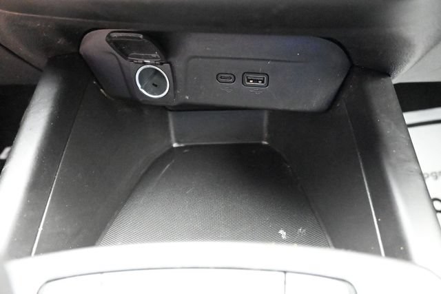 Used 2026 Chevrolet Trax RS FWD image 38