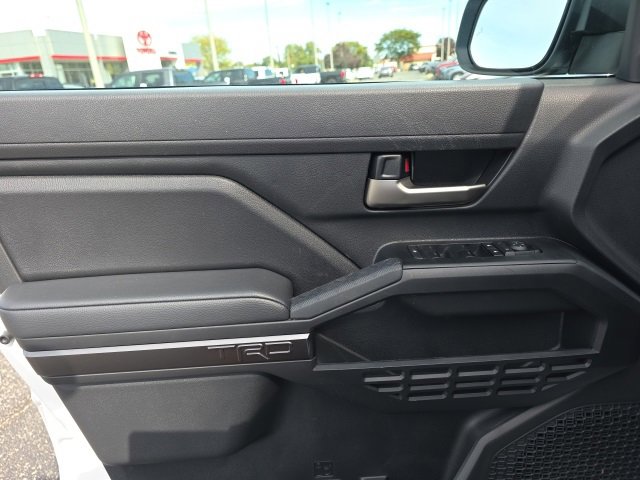 Used 2024 Toyota Tacoma TRD Off-Road image 16