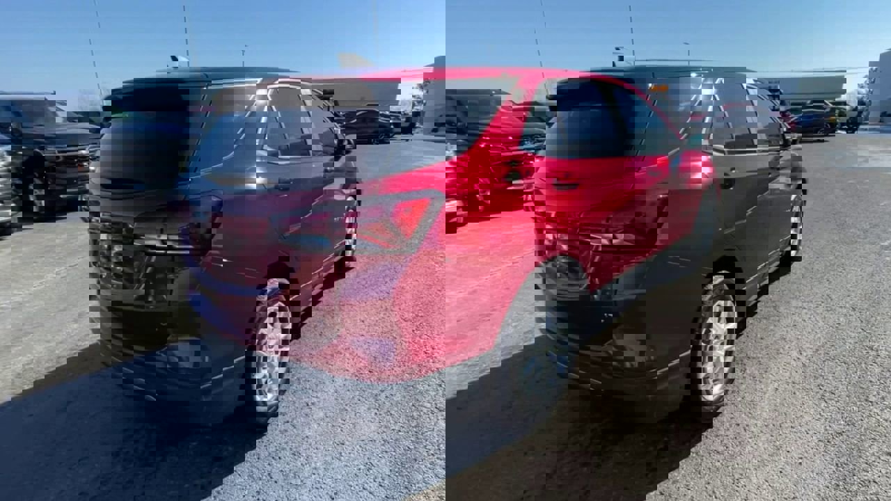 Certified 2024 Chevrolet Equinox LT w/ LPO, Floor Liner Package image 9