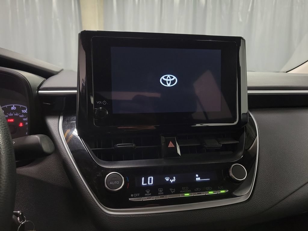 Used 2024 Toyota Corolla LE FWD image 16