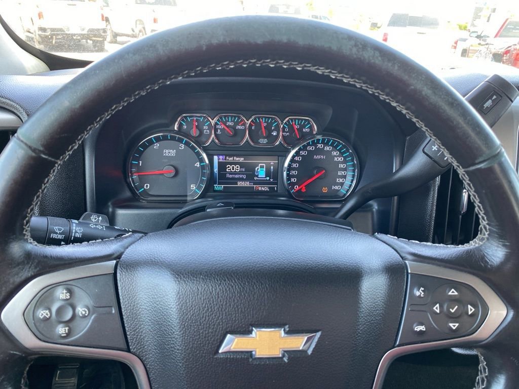 Used 2018 Chevrolet Silverado 2500 LT AWD/4WD image 22