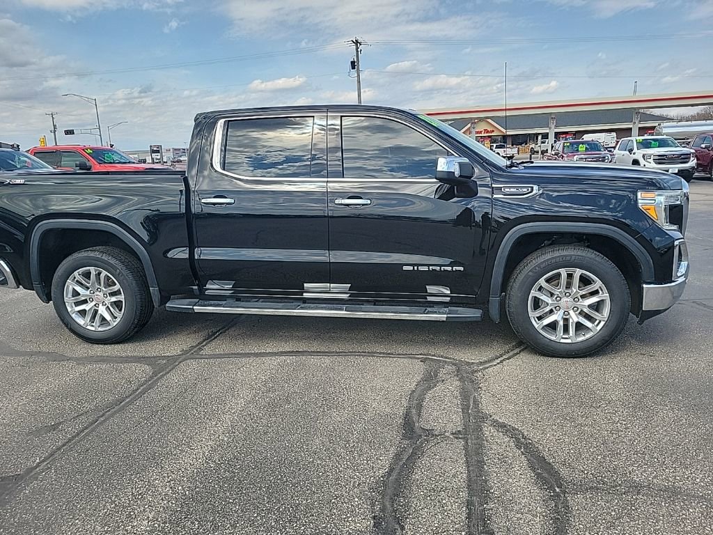 Used 2021 GMC Sierra 1500 SLT w/ SLT Premium Plus Package AWD/4WD image 4