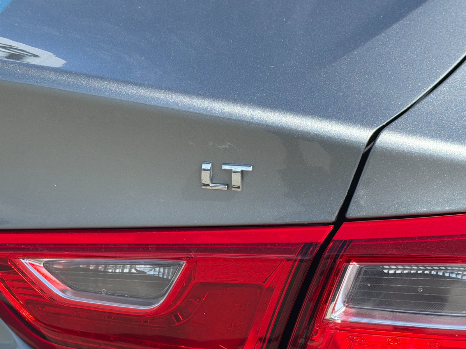 Used 2024 Chevrolet Malibu LT FWD image 38