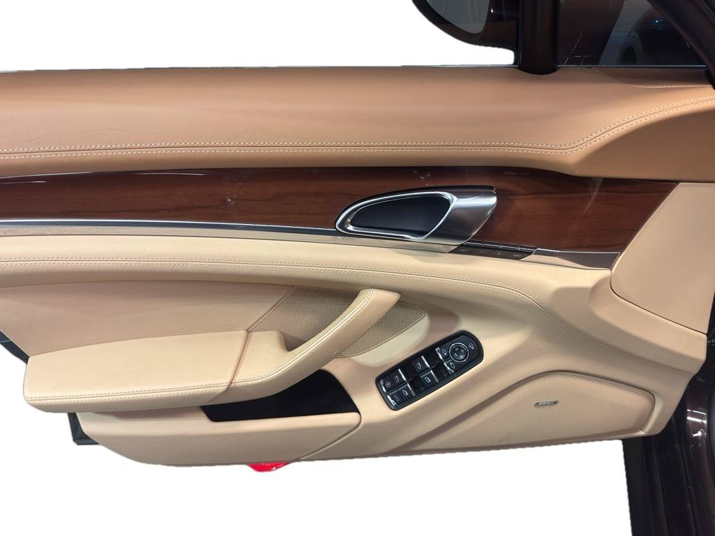Used 2010 Porsche Panamera S RWD image 15