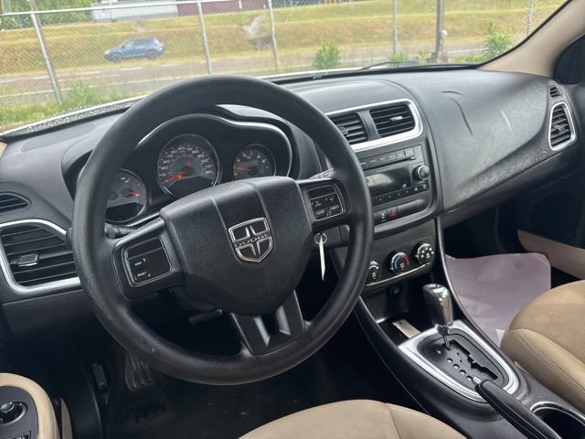 Used 2014 Dodge Avenger SE FWD image 12