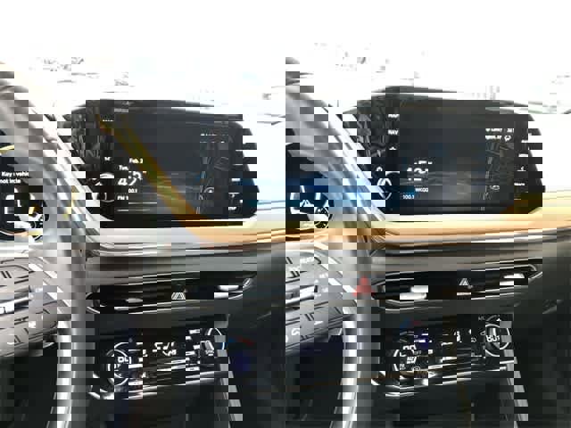 Used 2021 Hyundai Sonata Limited w/ Preferred Accessory Package image 14