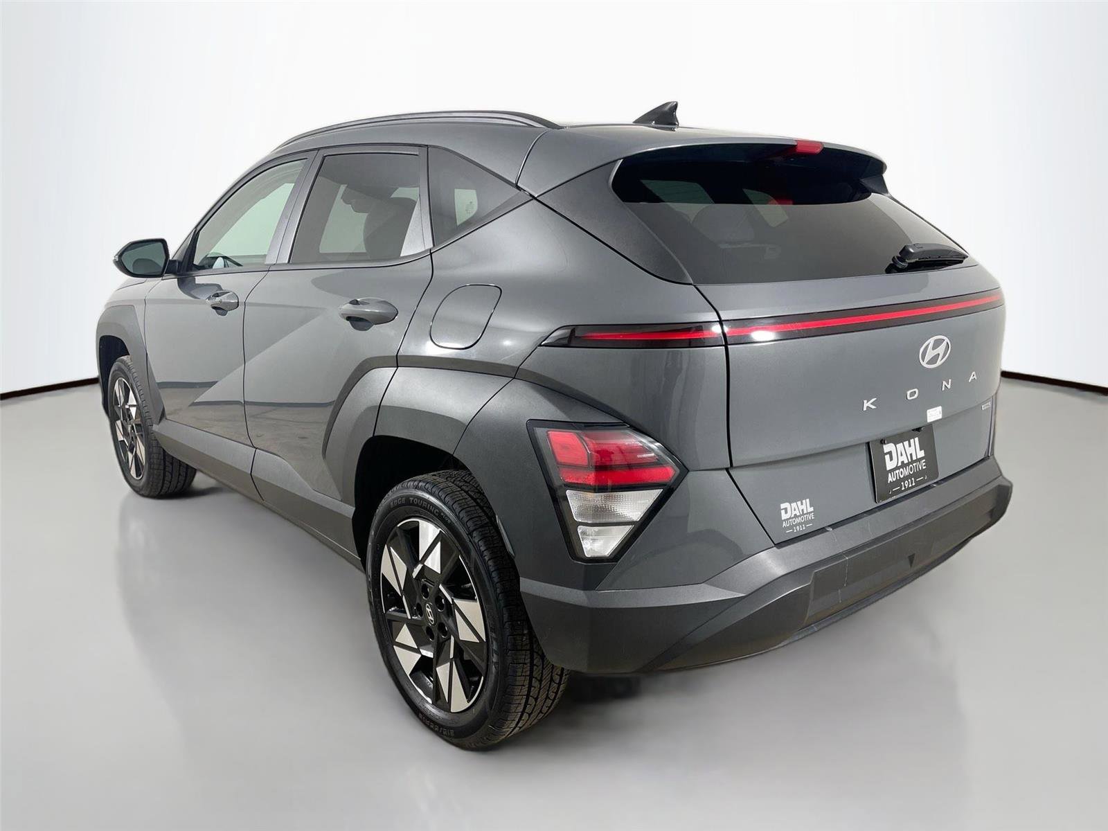 Used 2025 Hyundai Kona SEL AWD/4WD image 10
