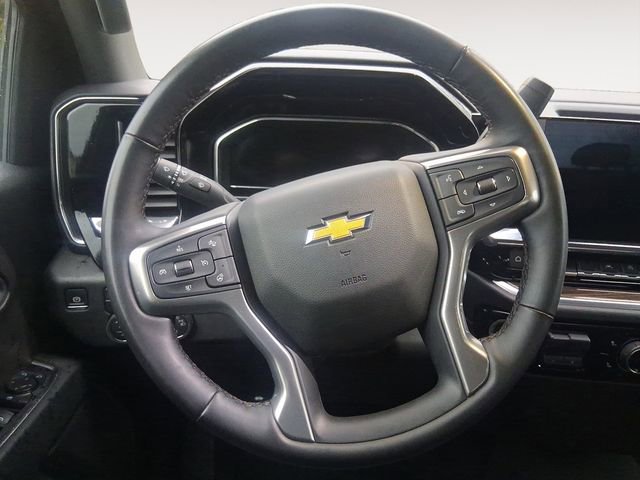 Used 2025 Chevrolet Silverado 1500 LT AWD/4WD image 12