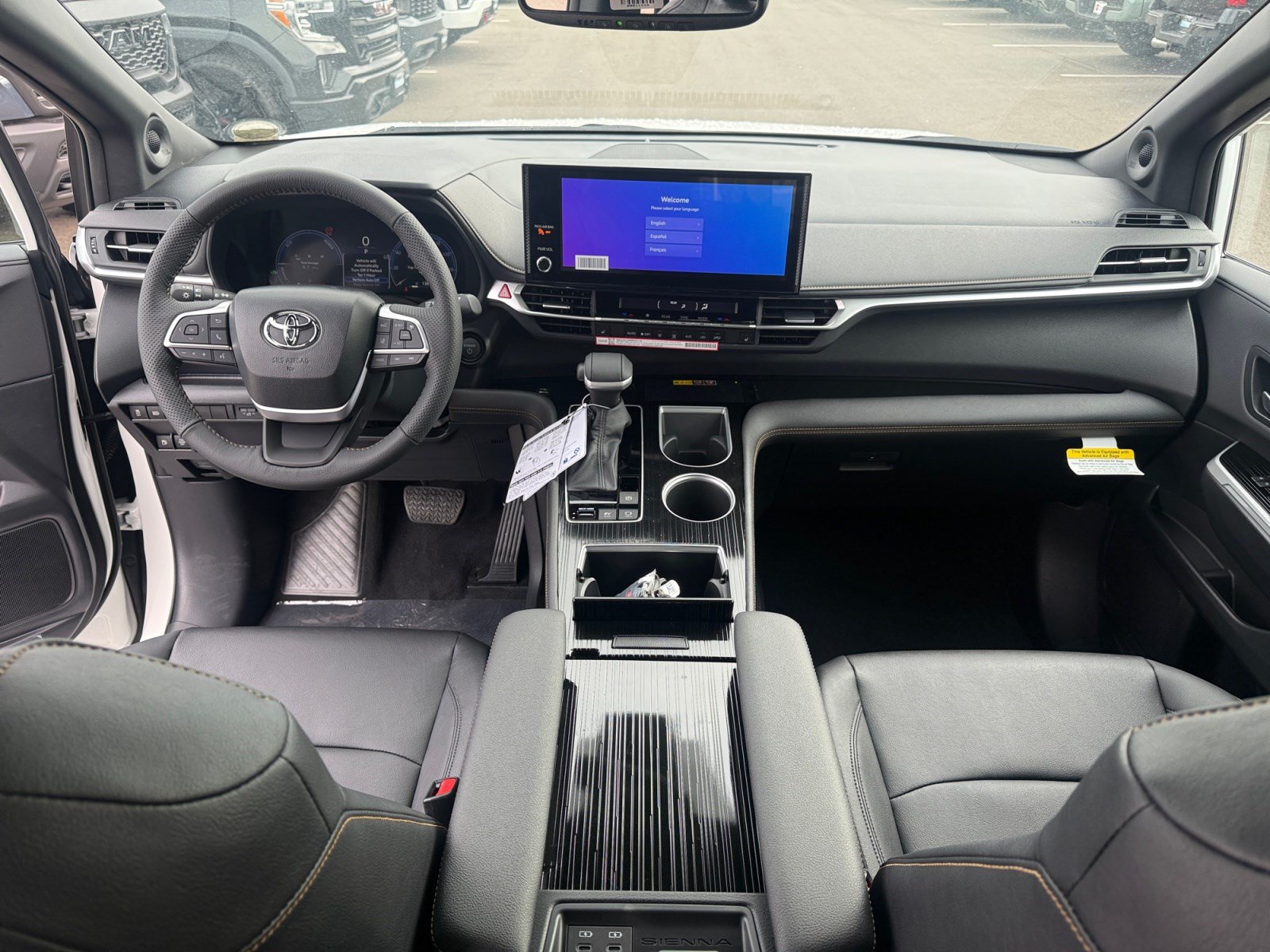 New 2026 Toyota Sienna XLE Woodland Edition AWD/4WD image 19