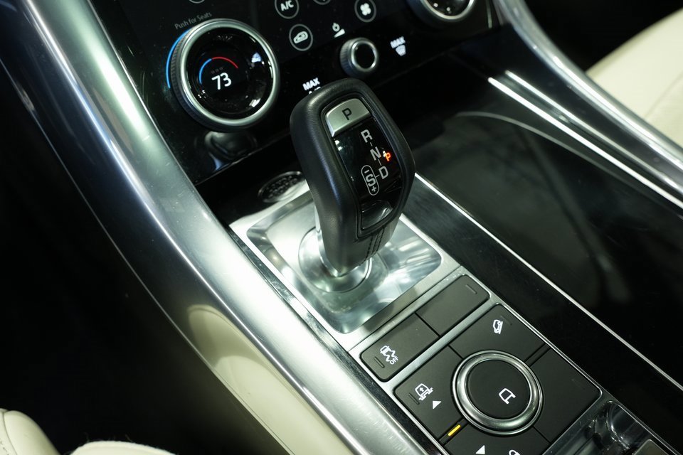 Used 2019 Land Rover Range Rover Sport HSE Dynamic image 35