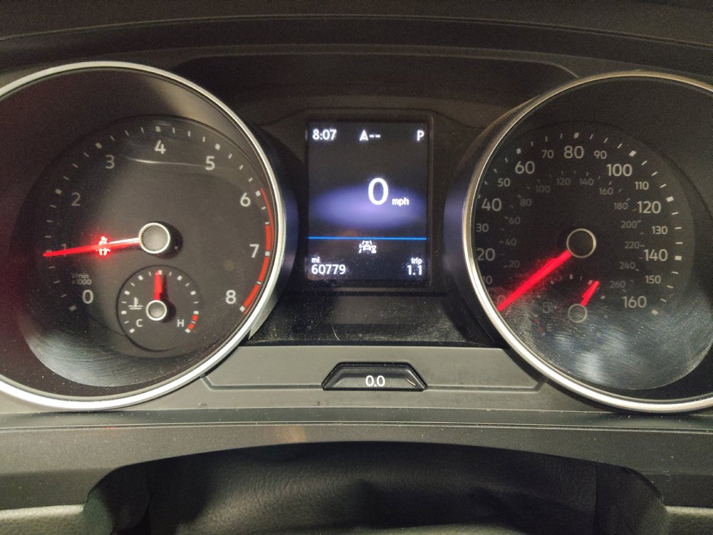 Used 2021 Volkswagen Tiguan SE R-Line FWD image 23