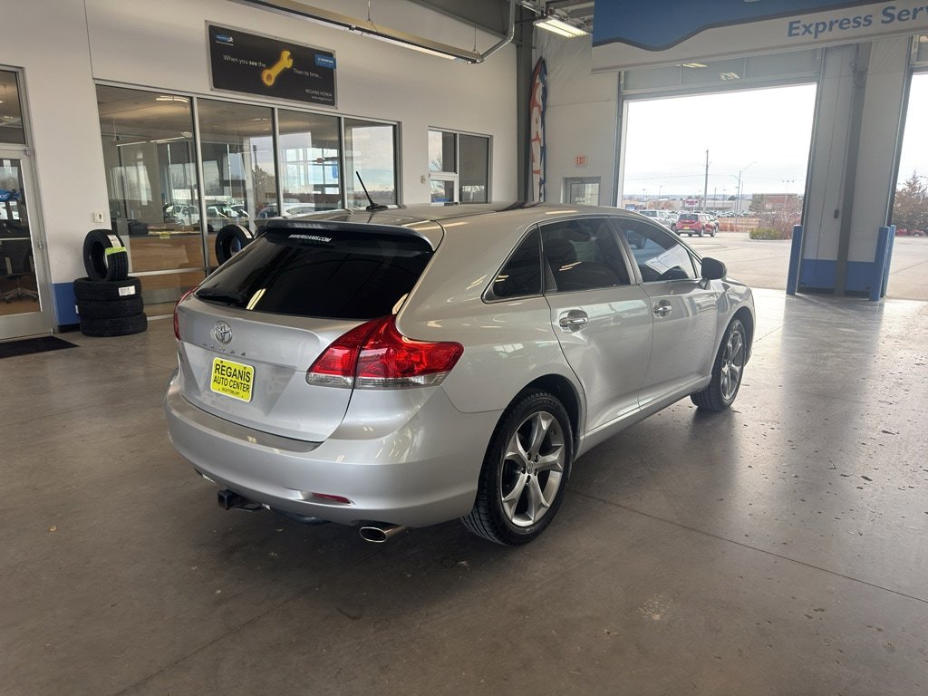 Used 2010 Toyota Venza image 5