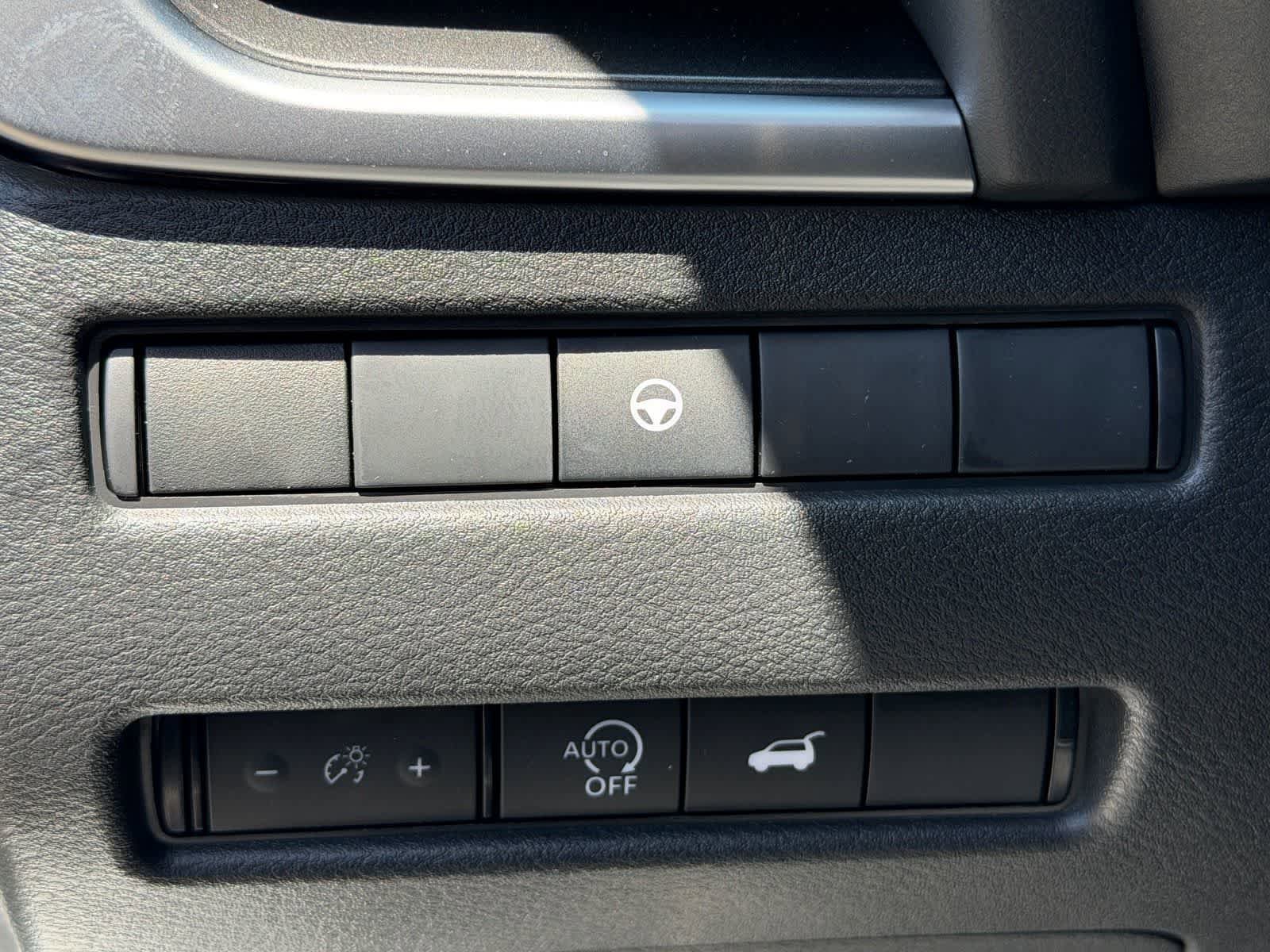 New 2026 Nissan Rogue SV FWD image 18