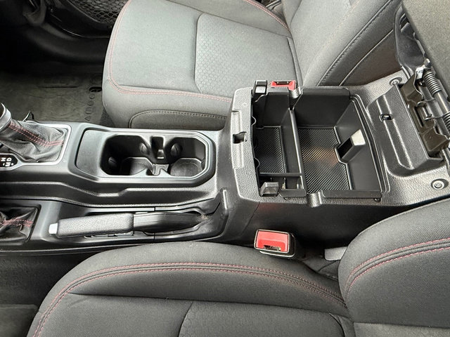 Used 2021 Jeep Gladiator Rubicon w/ Cold Weather Group image 27