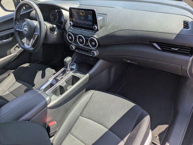 Used 2025 Nissan Sentra SV FWD image 31