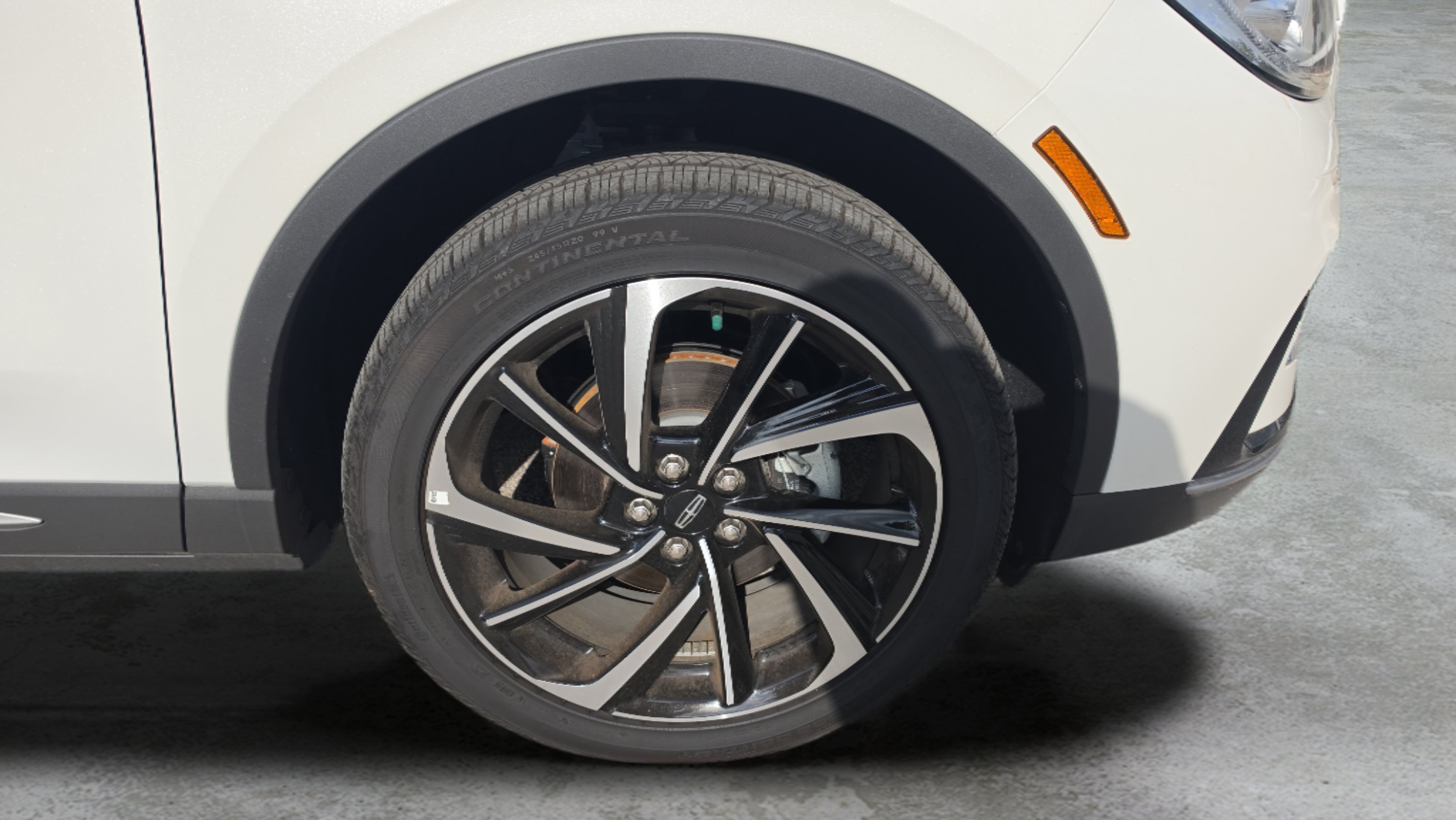 New 2026 Lincoln Corsair Reserve FWD image 25