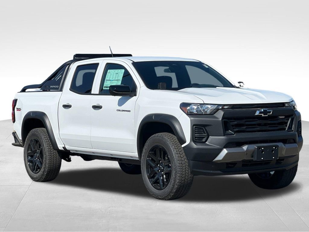 New 2025 Chevrolet Colorado Trail Boss w/ Midnight Edition image 7