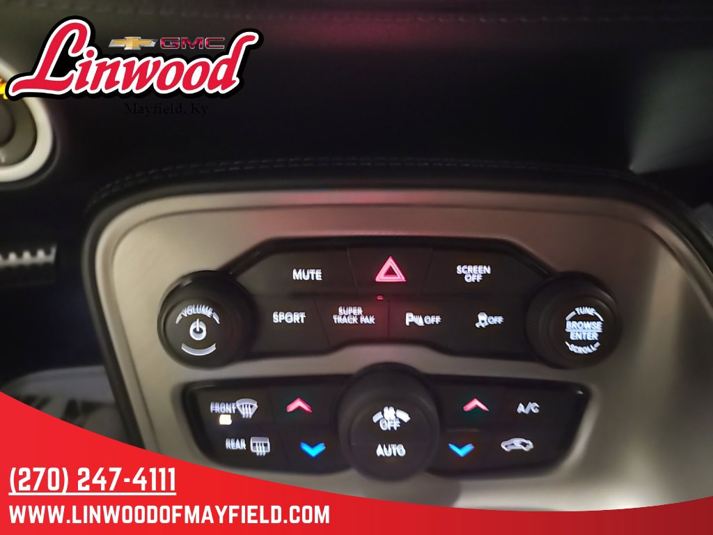 Used 2023 Dodge Challenger R/T w/ Plus Package image 21