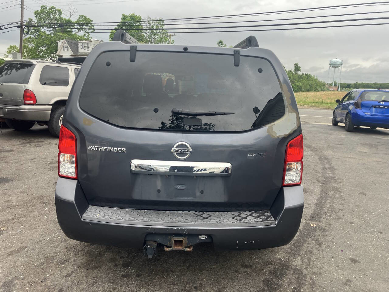 Used 2011 Nissan Pathfinder SV AWD/4WD image 8