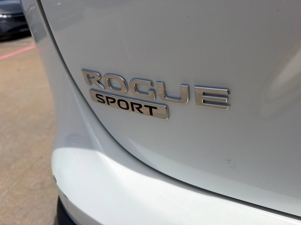 Used 2019 Nissan Rogue Sport S FWD image 10