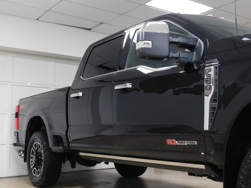 Used 2024 Ford F350 Platinum AWD/4WD image 14