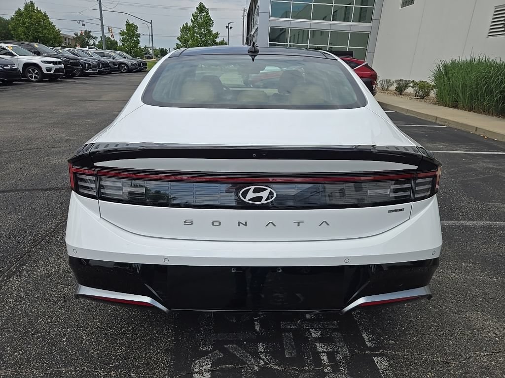 Certified 2025 Hyundai Sonata Limited FWD image 7