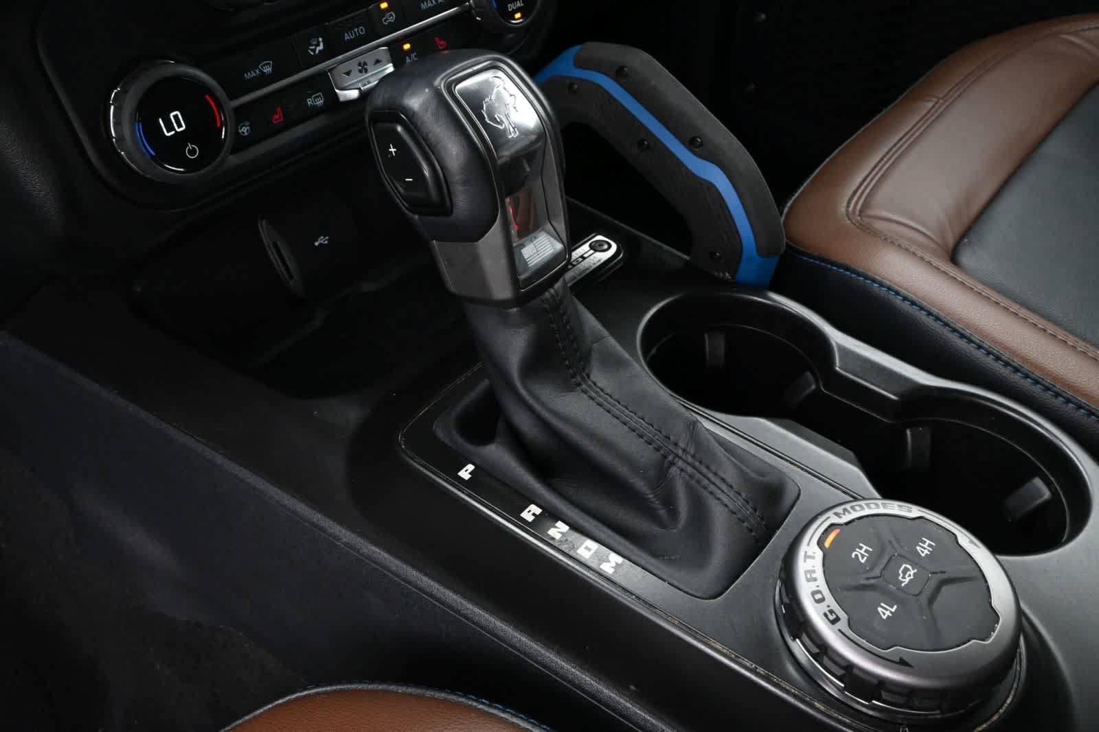 Used 2021 Ford Bronco Outer Banks AWD/4WD image 15