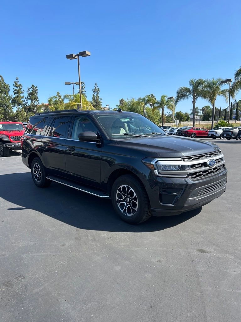Used 2023 Ford Expedition Max XLT RWD image 6
