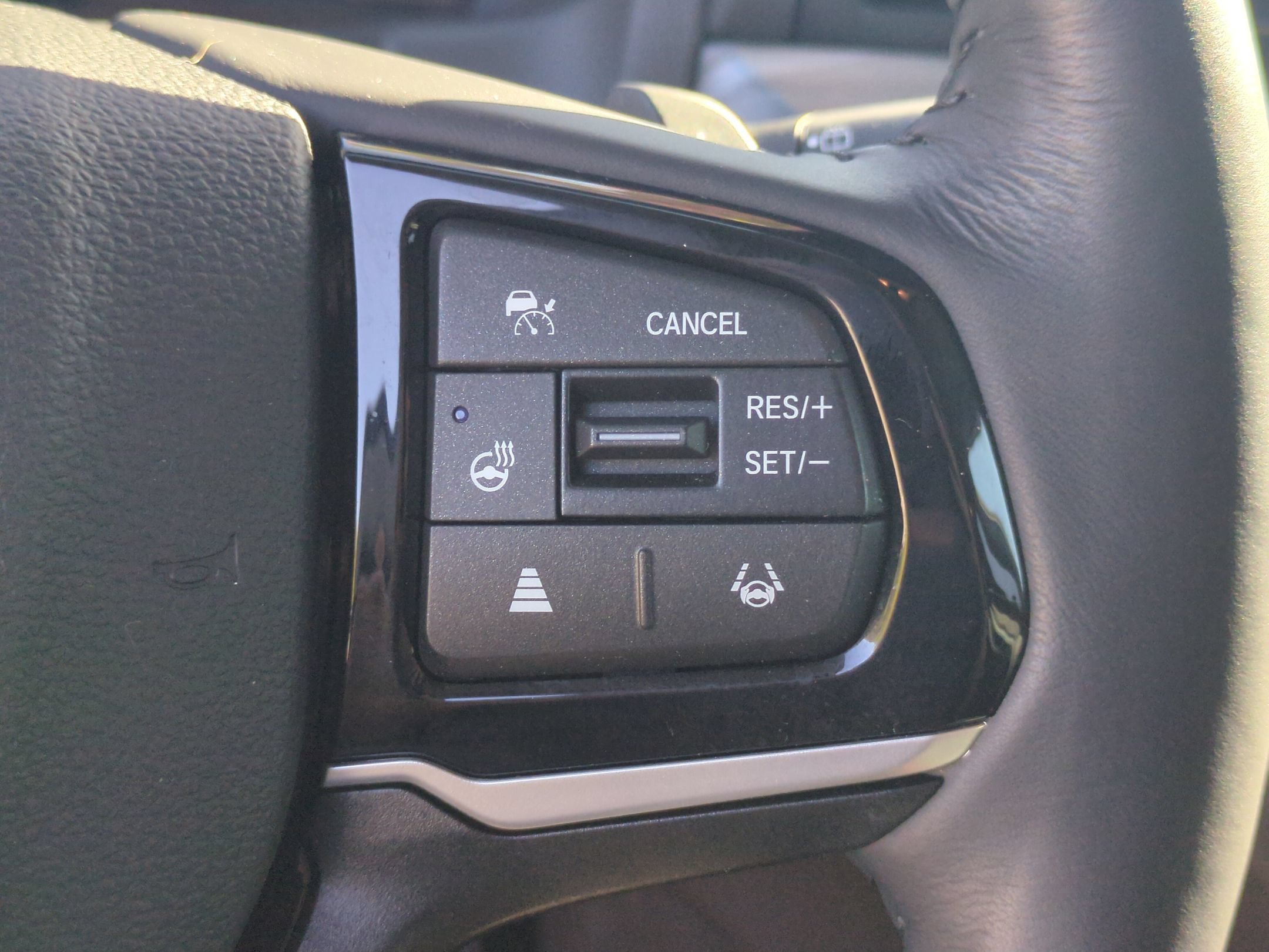 Used 2025 Honda Odyssey Elite image 16