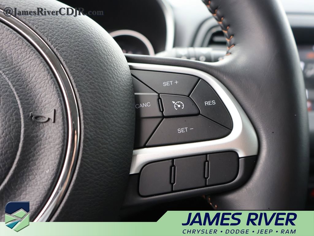 Used 2020 Jeep Compass Latitude image 27