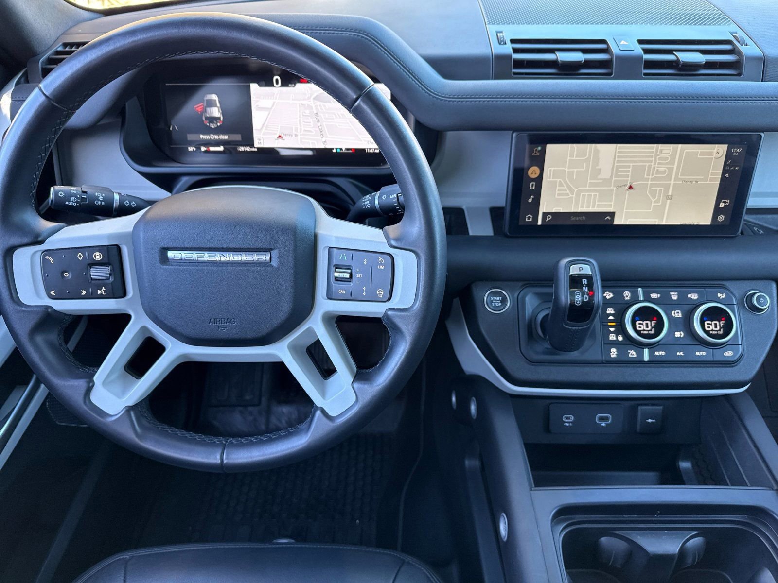 Used 2024 Land Rover Defender 110 S image 15