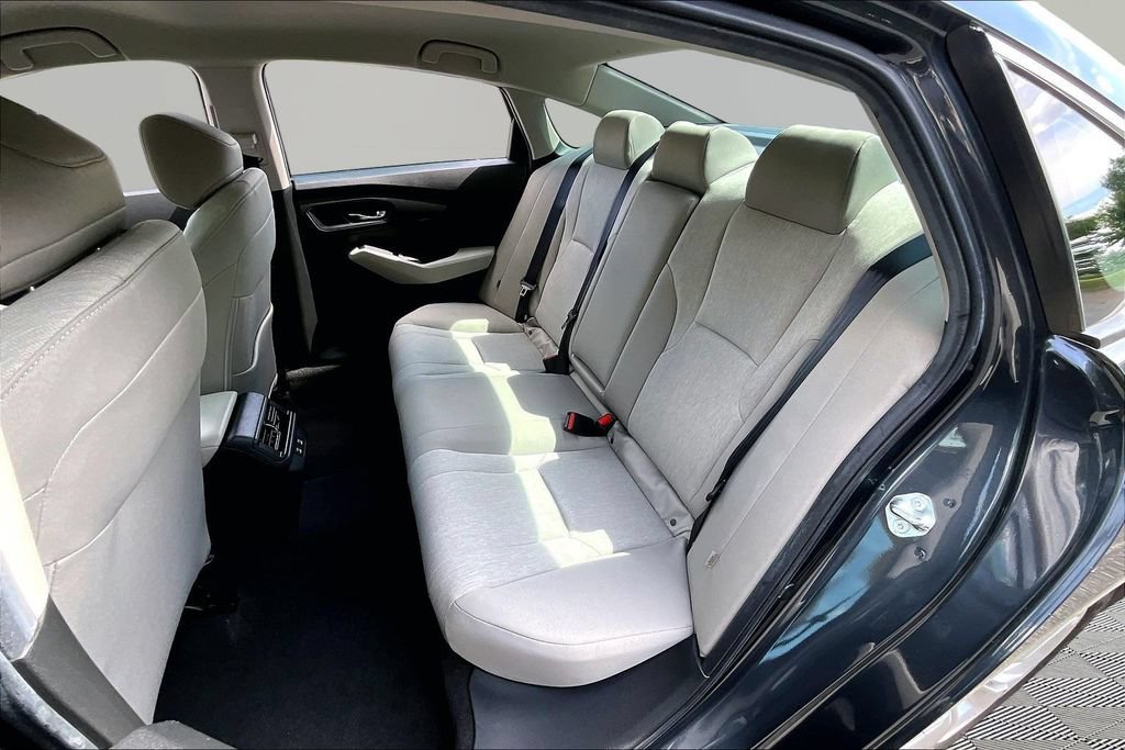 Used 2025 Honda Accord LX image 18