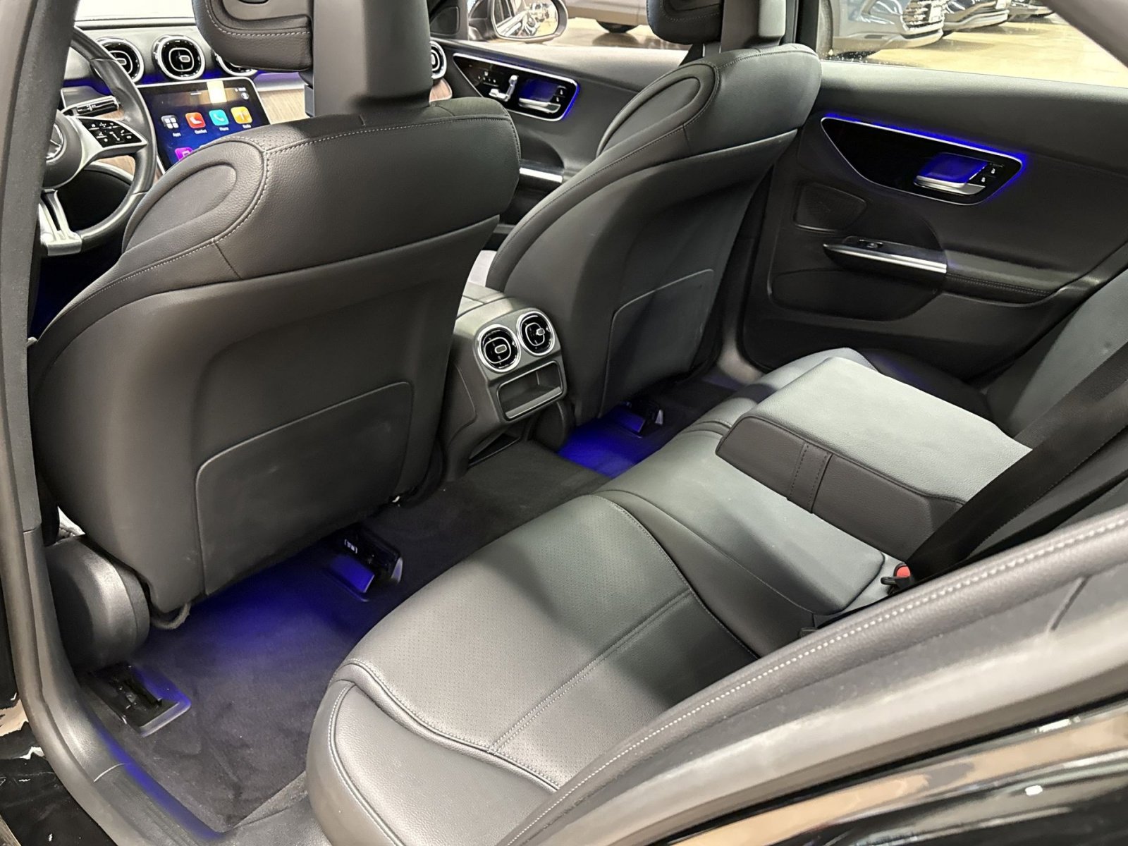 Used 2025 Mercedes-Benz C 300 4MATIC Sedan image 27