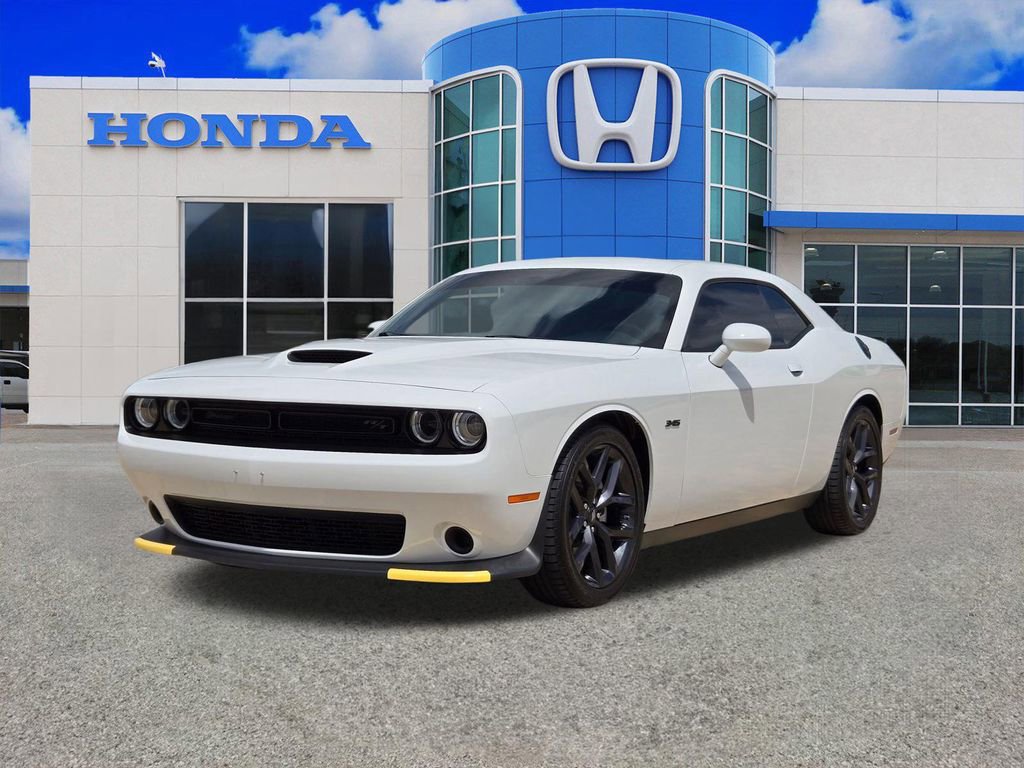 Used 2023 Dodge Challenger R/T w/ Blacktop Package image 7
