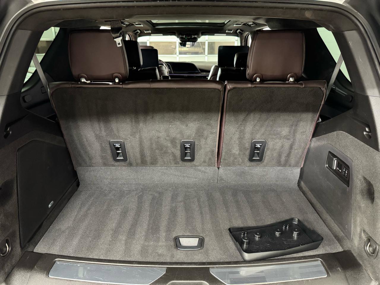 Used 2023 Cadillac Escalade Sport Platinum AWD/4WD image 41