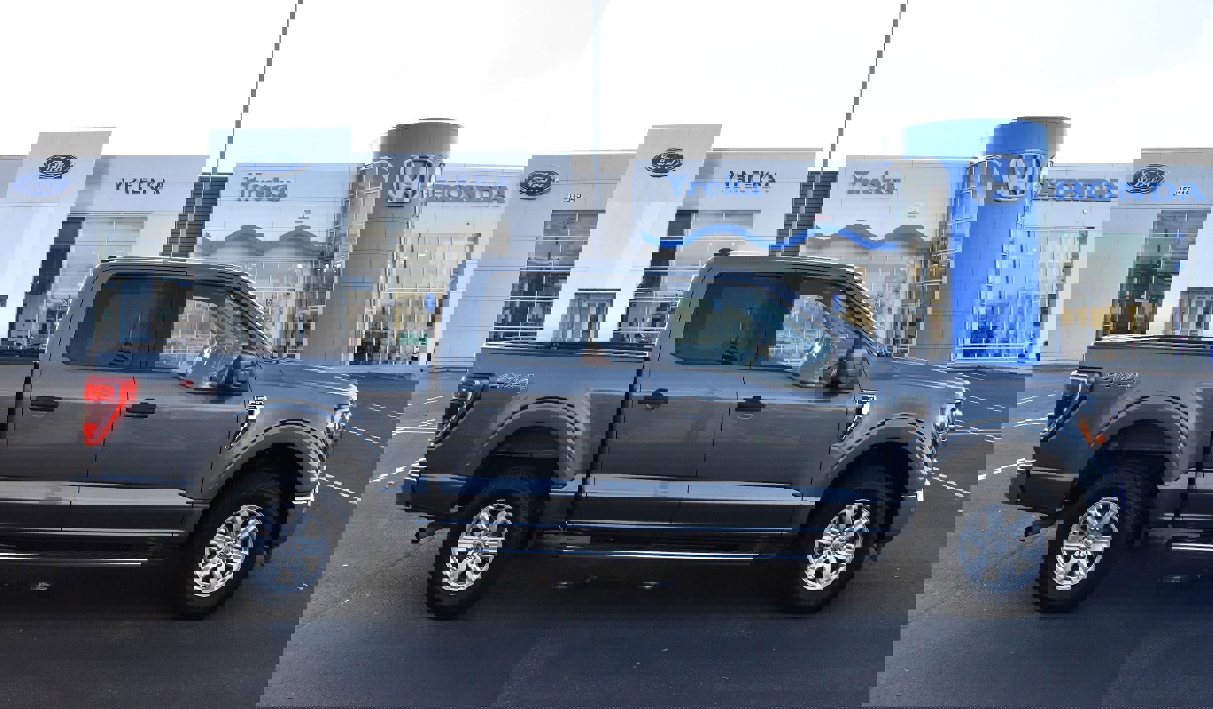 Used 2023 Ford F150 XLT w/ Equipment Group 301A Mid