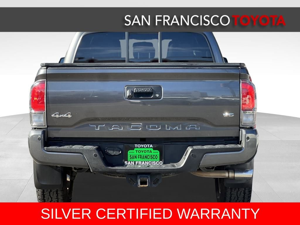 Used 2016 Toyota Tacoma Limited image 4