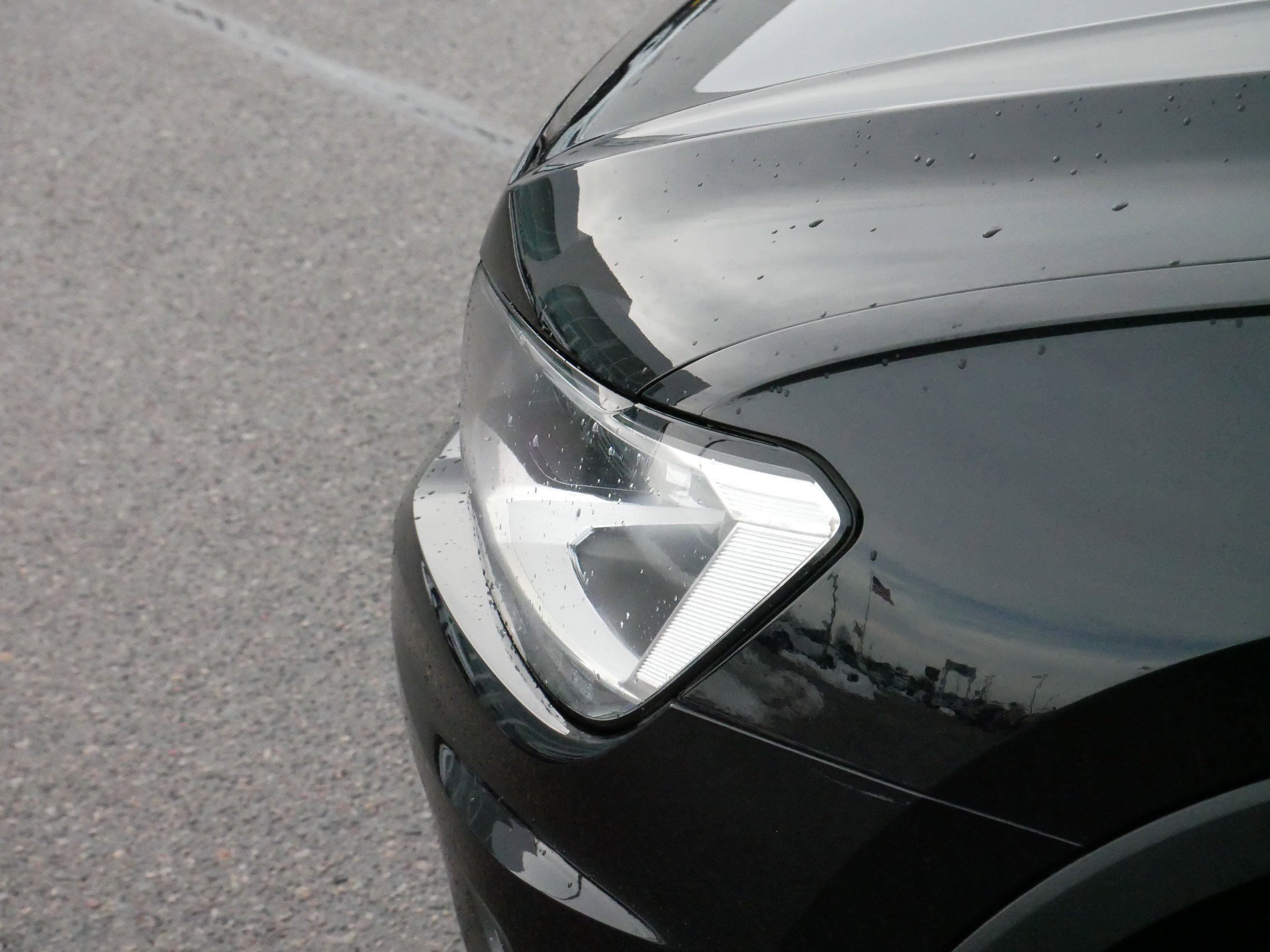 Used 2021 Volkswagen Tiguan SE w/ Panoramic Sunroof Package image 16