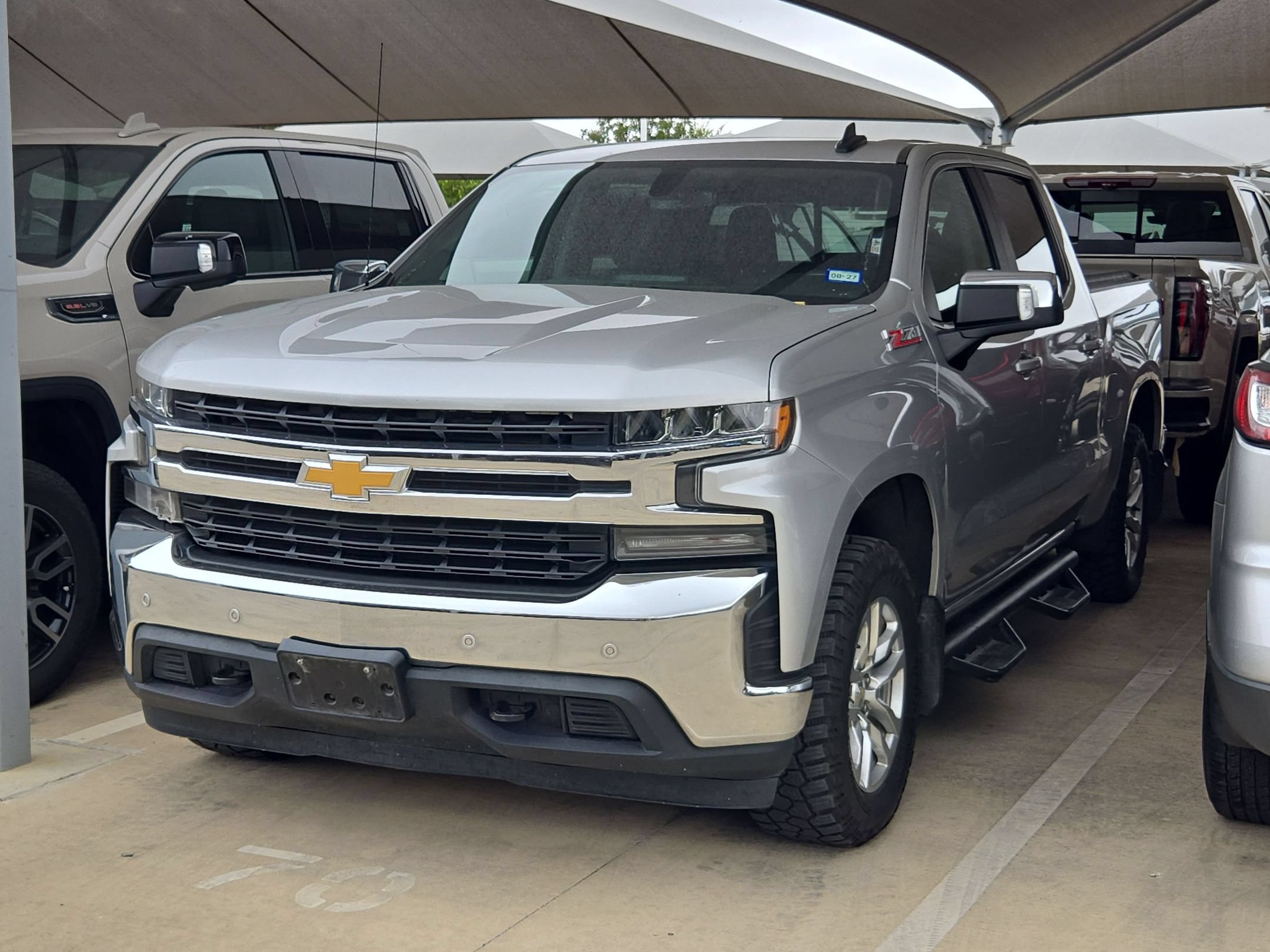 Certified 2020 Chevrolet Silverado 1500 LT w/ All-Star Edition AWD/4WD image 3