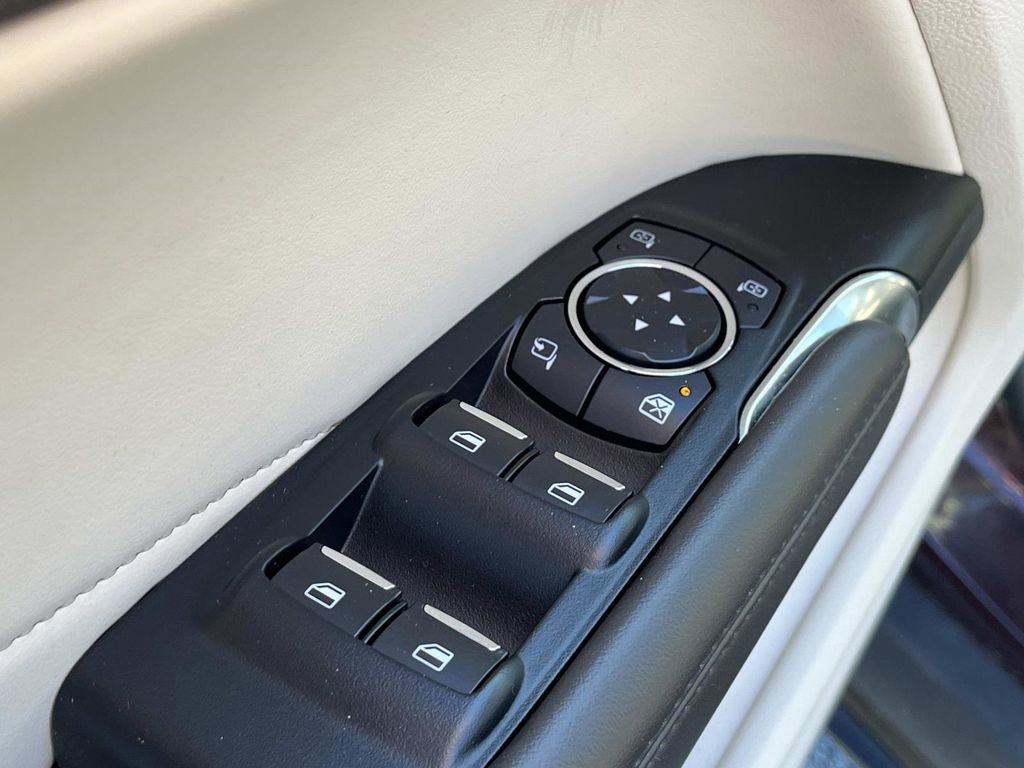 Used 2019 Lincoln MKC Select w/ Select Plus Package image 26