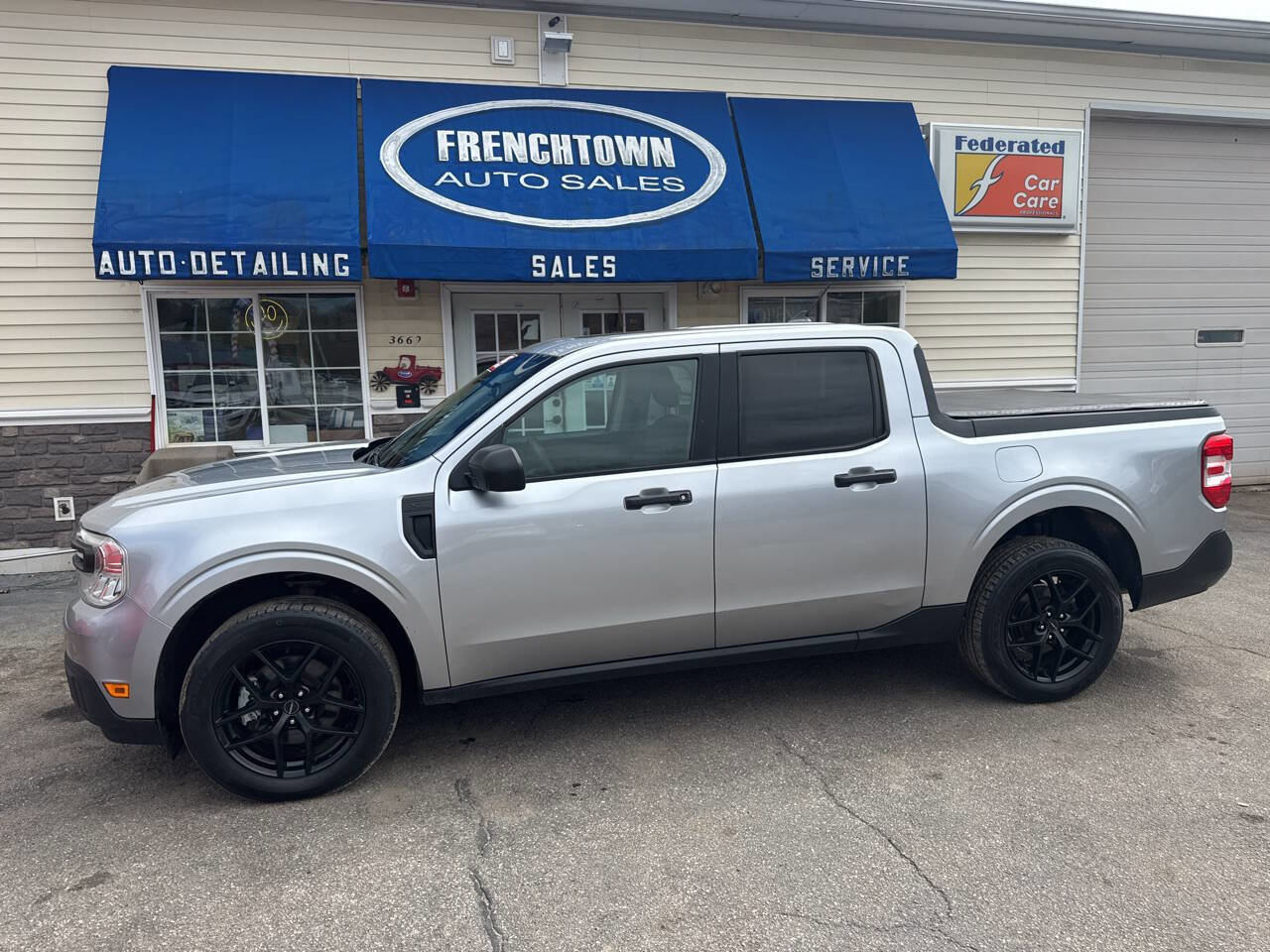 Used 2022 Ford Maverick XL w/ Equipment Group 100A Standard AWD/4WD image 6