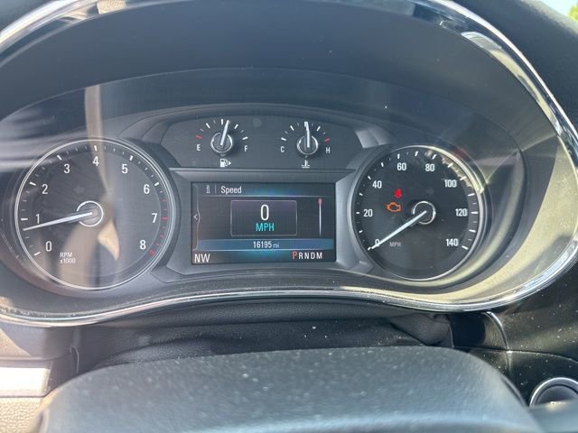 Used 2022 Buick Encore Preferred w/ Safety Package AWD/4WD image 13