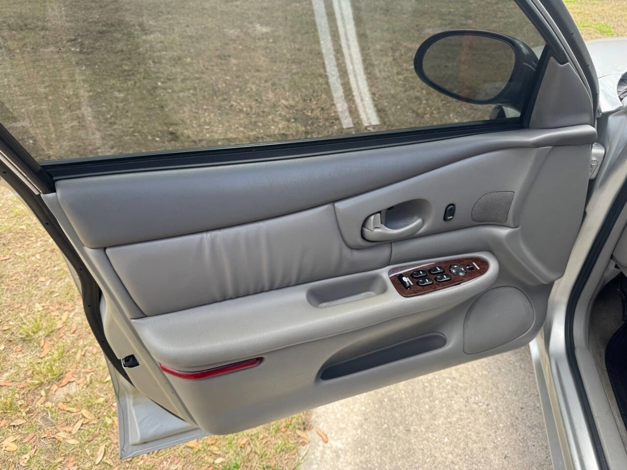 Used 2003 Buick Century Custom image 18