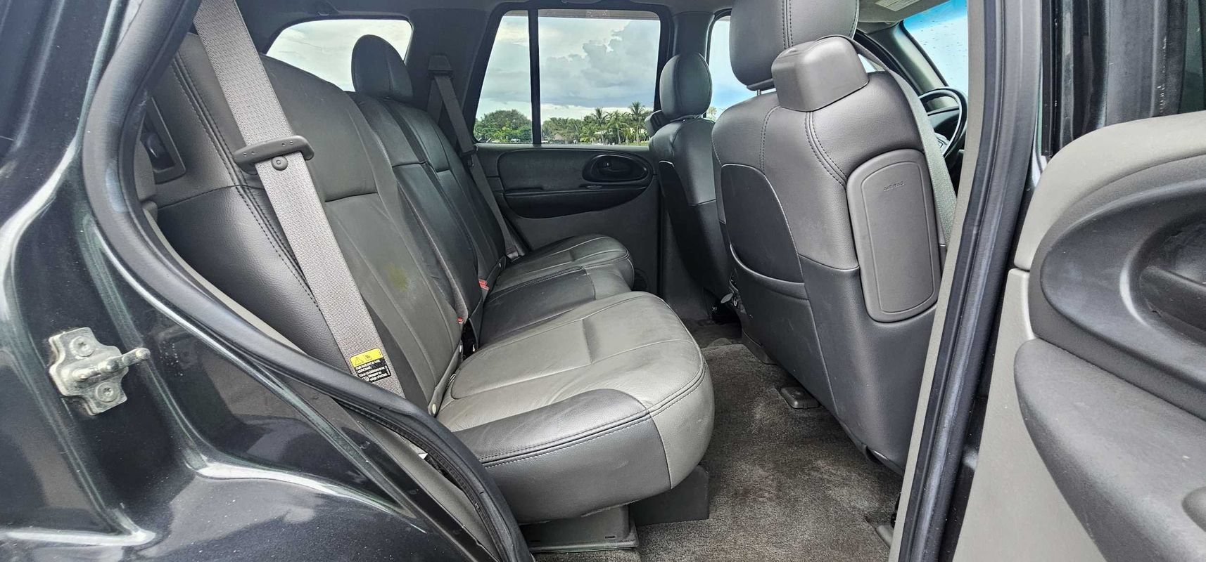Used 2004 Chevrolet TrailBlazer LT w/ LT Preferred Equipment Group AWD/4WD image 25