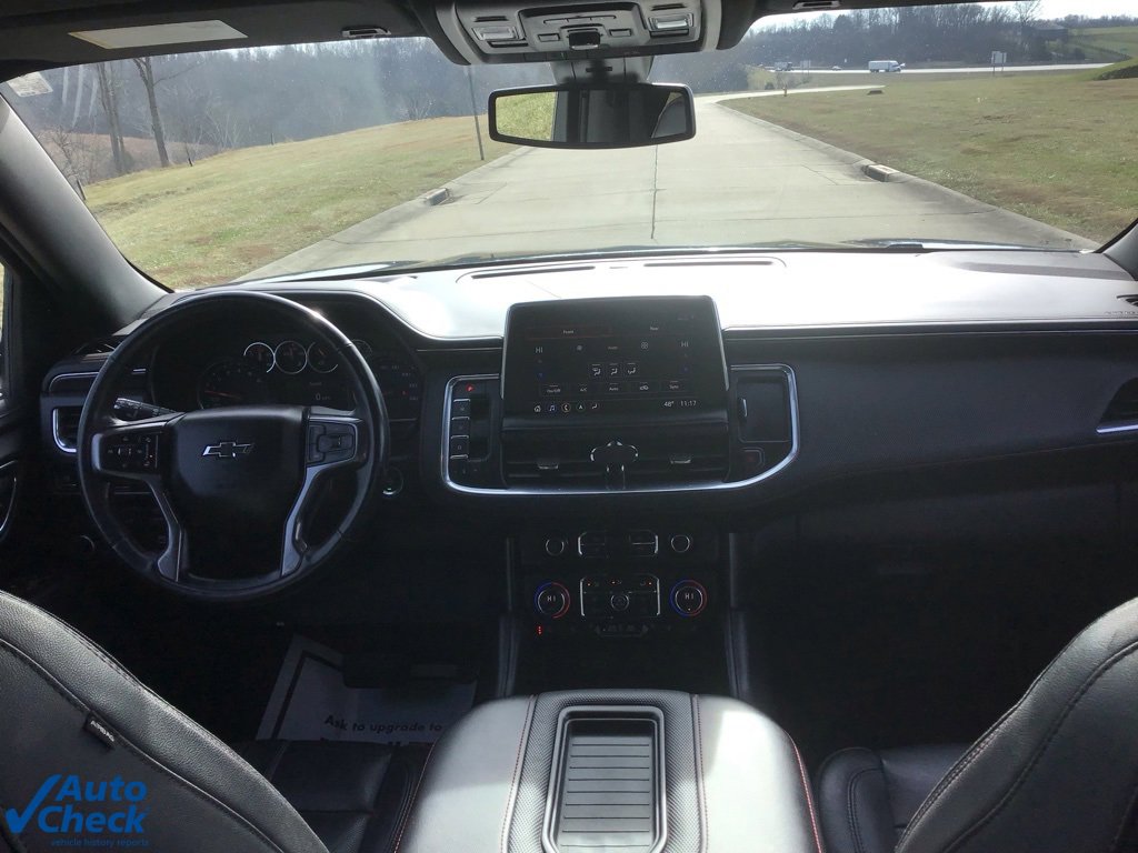 Used 2021 Chevrolet Suburban RST w/ Luxury Package image 25